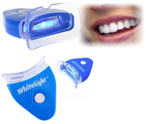 Отбеливание зубов системой White Light